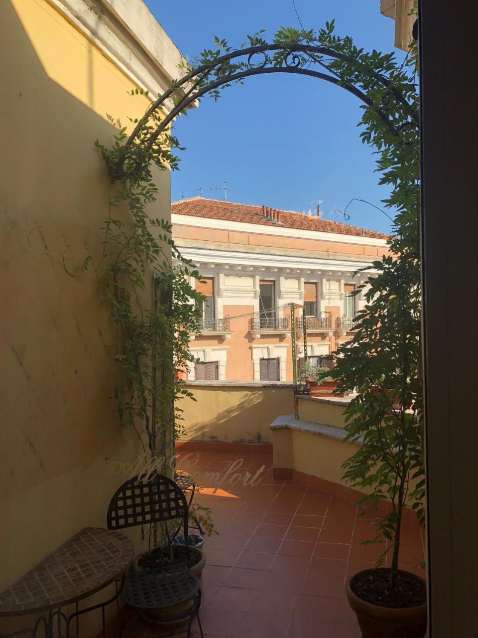 Alojamento de Acomodação e Pequeno-almoço Comfort Astoria Palace 3*